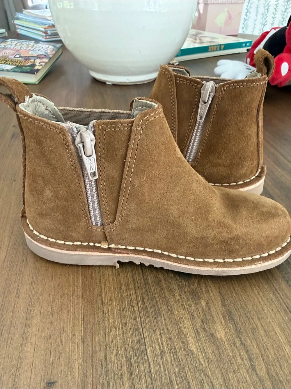 Cienta soft suede